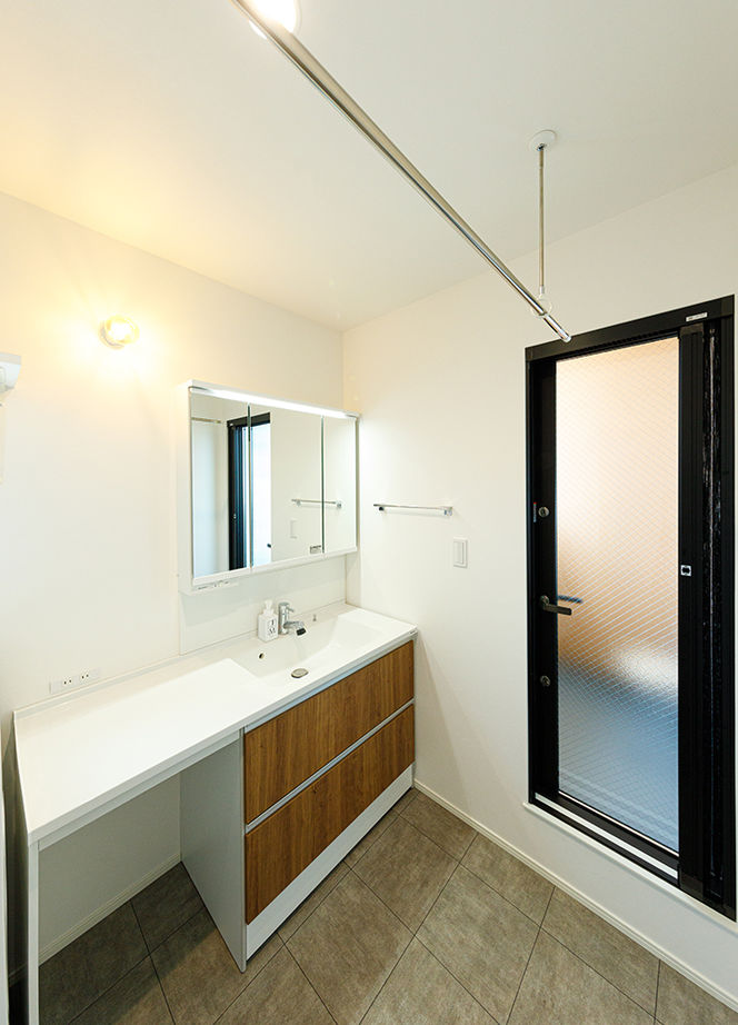 サートンホーム（横浜・相模原・八王子） 【1370万円／間取り有/約30坪】バルコニーと一体の2階リビングで、自分たちだけの光と風、空を楽しむの建築実例画像15