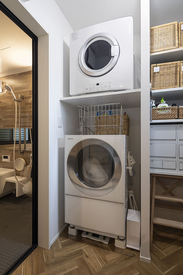 サートンホーム（横浜・相模原・八王子） 【2000万～2499万円台／テラスデッキ／収納充実】吹き抜けの広いリビングやテラスで友人との時間を楽しむ家の建築実例画像13