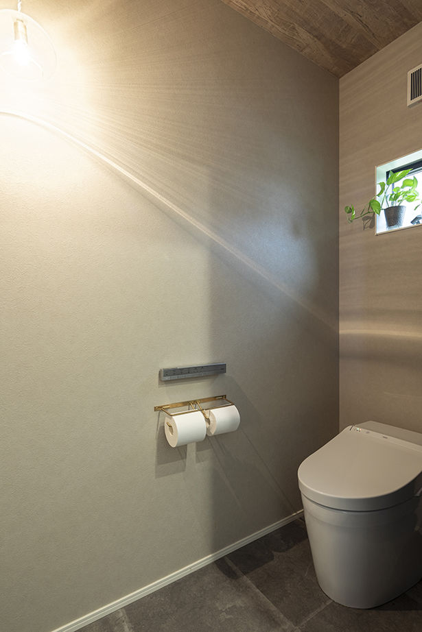 サートンホーム（横浜・相模原・八王子） 【2000万～2499万円台／テラスデッキ／収納充実】吹き抜けの広いリビングやテラスで友人との時間を楽しむ家の建築実例画像14