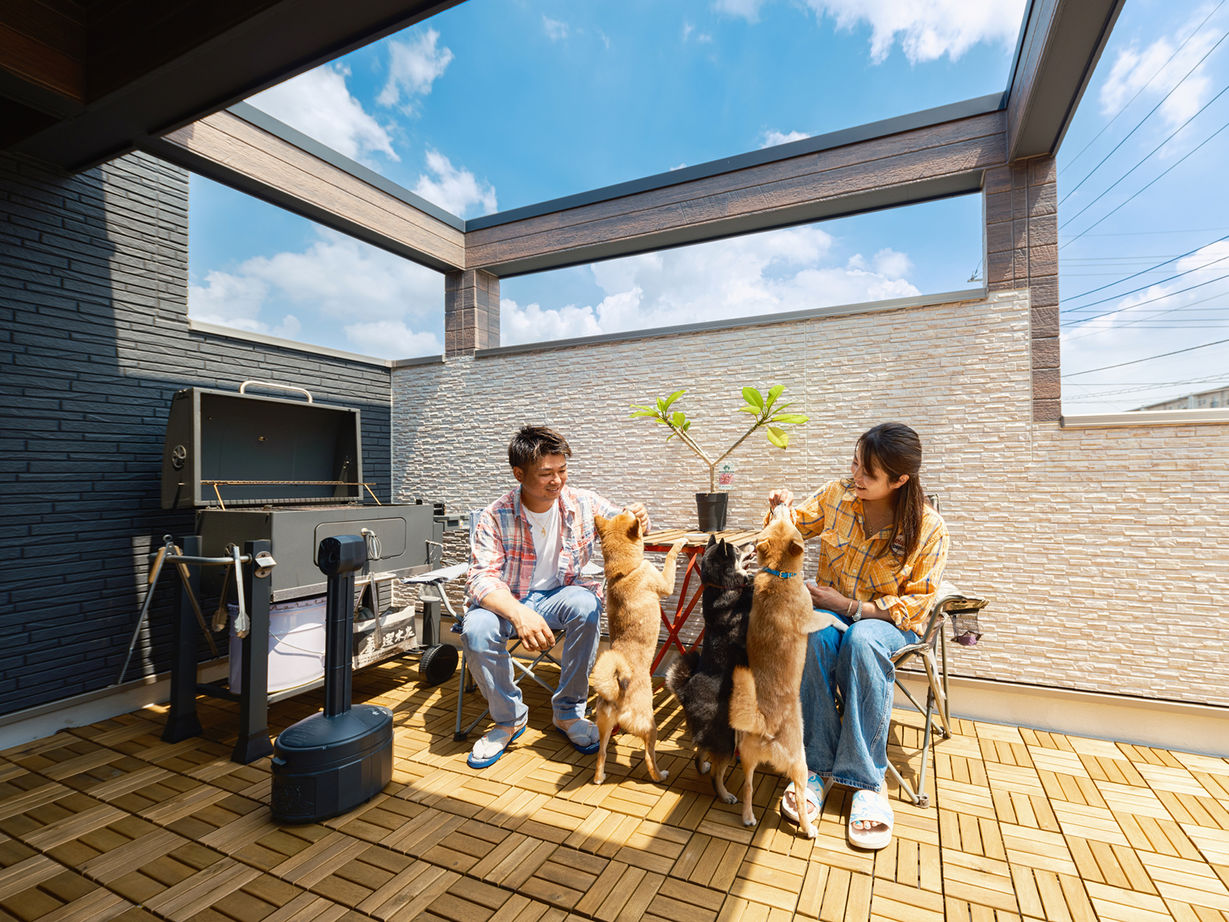 サートンホーム（横浜・相模原・八王子） 【2000万円台／ビルトインガレージ／2階リビング／間取図有】バイクが好き、ペットが好き、この家が大好き!の建築実例画像3