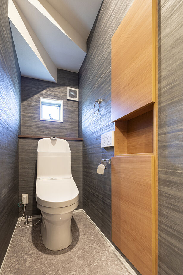 サートンホーム（横浜・相模原・八王子） 【2階リビング／家事動線／収納充実】「光がたっぷり！」。勾配天井のリビングの開放感が心地よい住まいの建築実例画像16