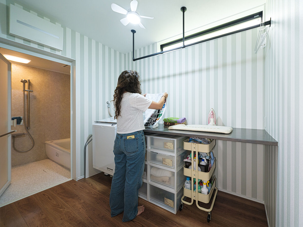 サートンホーム（横浜・相模原・八王子） 【2400万円台／吹抜／収納充実／間取図】旗竿地に建てた、今も未来も自分たちの暮らしにフィットする住まいの建築実例画像8