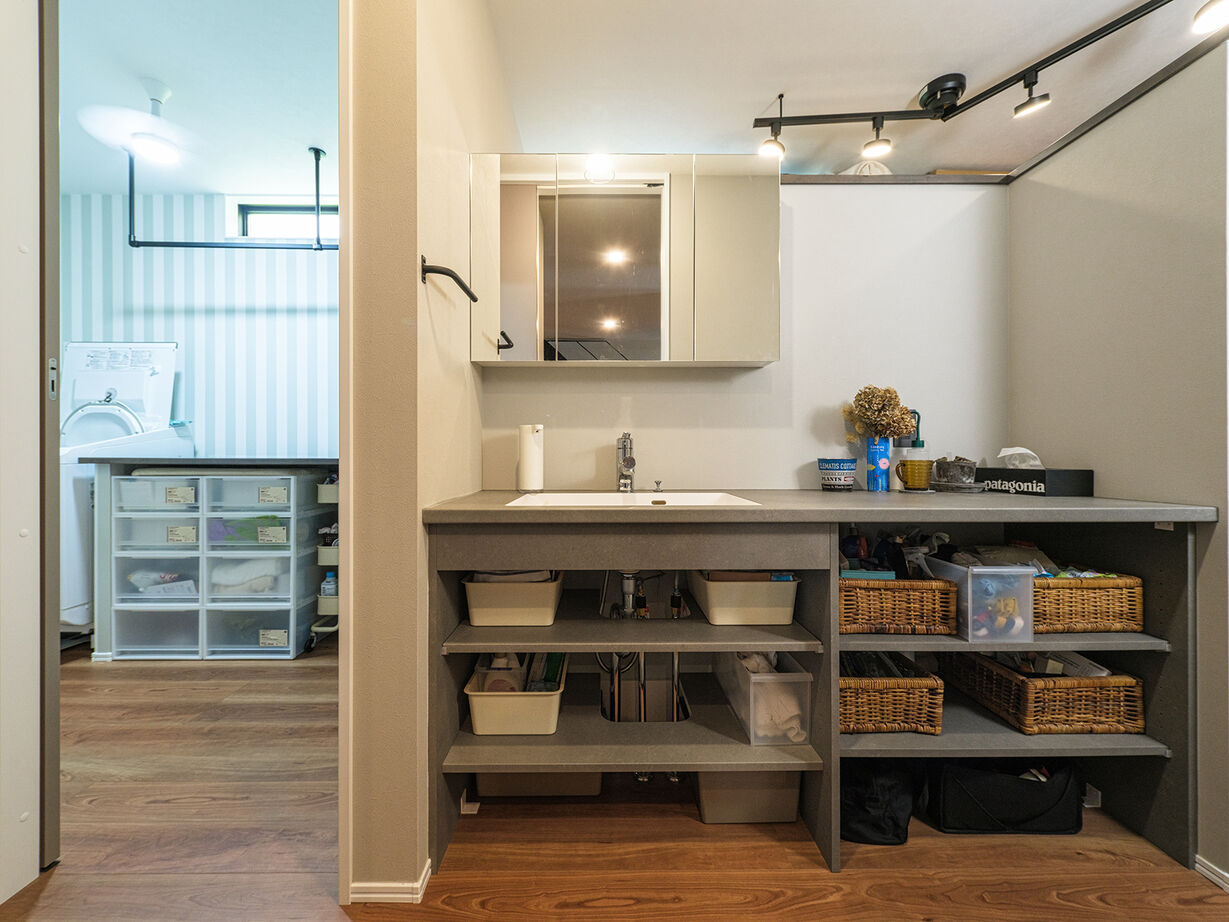 サートンホーム（横浜・相模原・八王子） 【2400万円台／吹抜／収納充実／間取図】旗竿地に建てた、今も未来も自分たちの暮らしにフィットする住まいの建築実例画像9