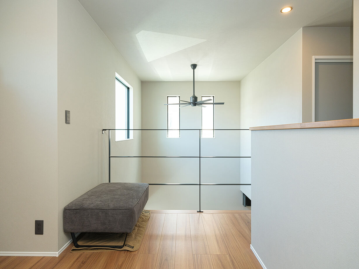 サートンホーム（横浜・相模原・八王子） 【2400万円台／吹抜／収納充実／間取図】旗竿地に建てた、今も未来も自分たちの暮らしにフィットする住まいの建築実例画像14