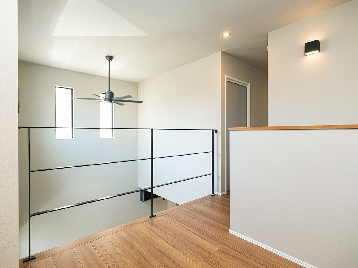 サートンホーム（横浜・相模原・八王子） 【2400万円台／吹抜／収納充実／間取図】旗竿地に建てた、今も未来も自分たちの暮らしにフィットする住まいの建築実例画像15