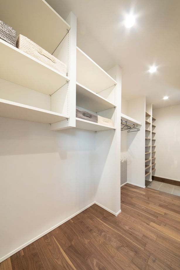 フェスティナ・レンテ 【2000万円台/半平屋/30坪台】大屋根の平屋にみえて実は2階建て。平屋のように暮らせる家事ラク間取りの家の建築実例画像7