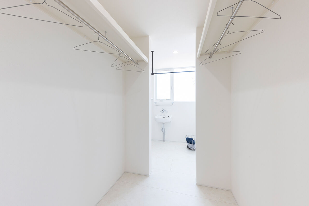 フェスティナ・レンテ 【2500万円台/30坪台/平屋/家事ラク】人目を気にせずゆとりある暮らしができる、コの字型の平屋の建築実例画像6