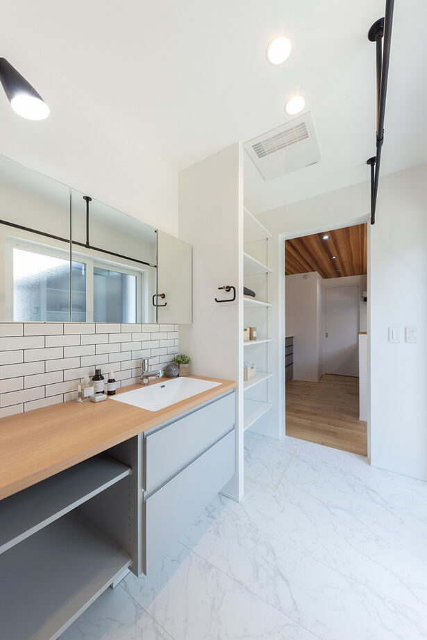 フェスティナ・レンテ 【2000万円台後半/30坪台/3LDK/高気密・高断熱】2.5階建て、スキップフロアのある家の建築実例画像7