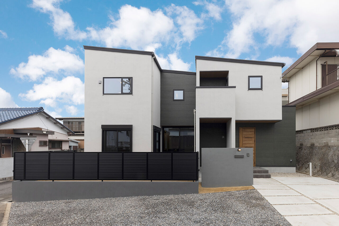 フェスティナ・レンテ 【2000万円台前半/30坪台/3LDK/家事ラク】家事ラク動線＆プライベートガーデンのある家の建築実例画像1