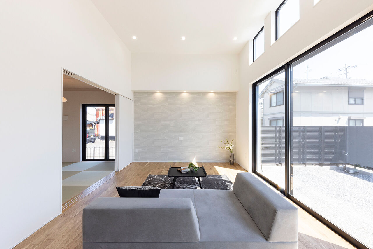 フェスティナ・レンテ 【2000万円台後半/38坪台/回遊動線/坪庭】家事ラク動線で暮らしを楽しむ。大型収納で住空間がスッキリ！の建築実例画像2