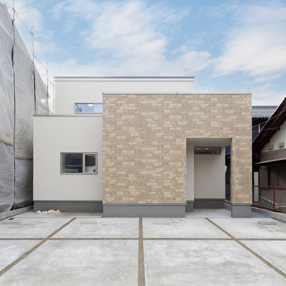 フェスティナ・レンテの建築実例画像