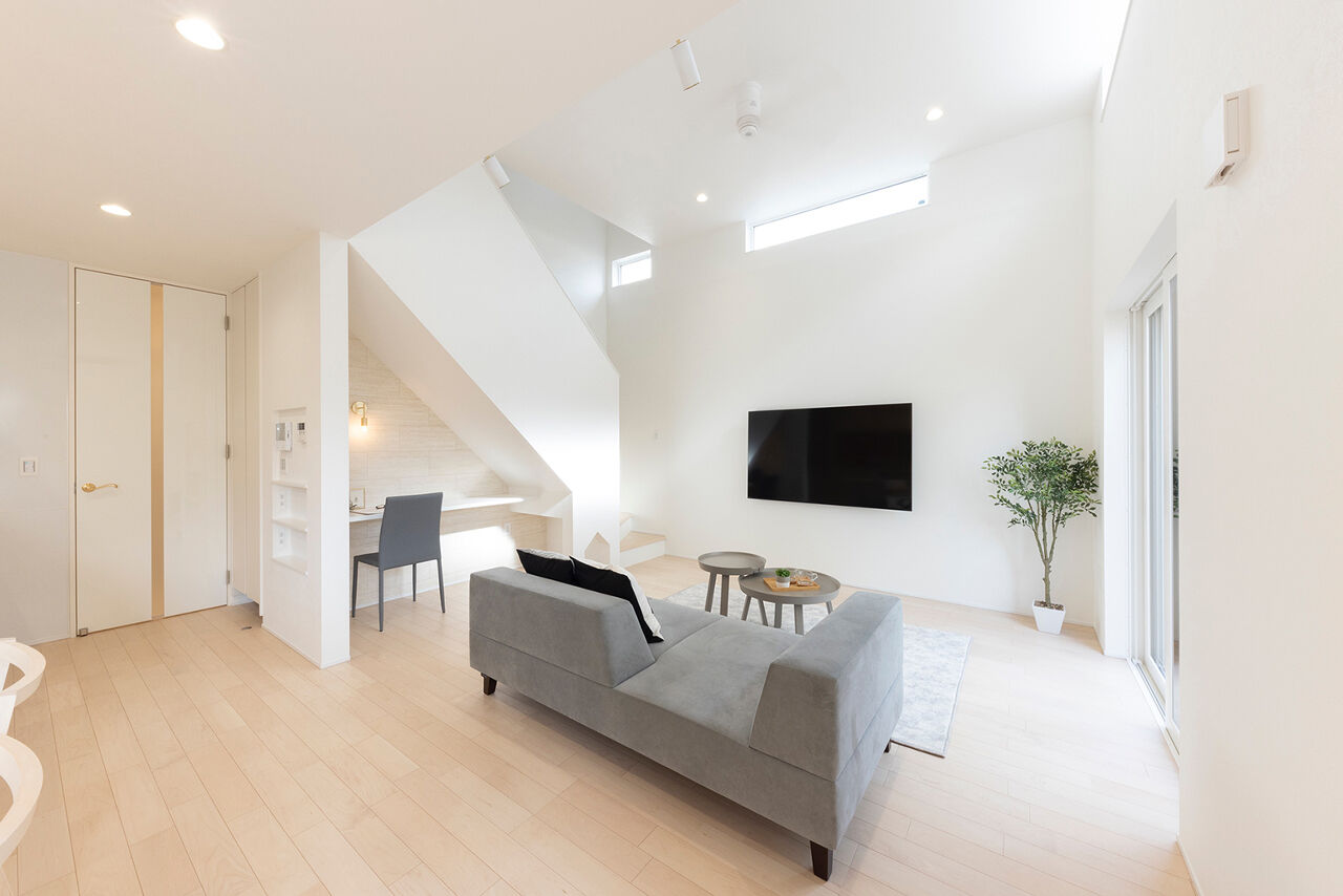 フェスティナ・レンテ 【2000万円台前半/35坪台/ロフト/高天井】カワイイの中身は、収納豊富＆回遊式動線で家事ラクを実現した家の建築実例画像2