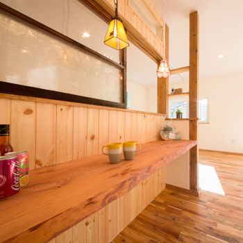 フェスティナ・レンテ 【1000万円台/4LDK/30坪台/間取り図】猫と暮らす。漆喰・自然素材が心地いいアンティークカフェのような家の建築実例画像3