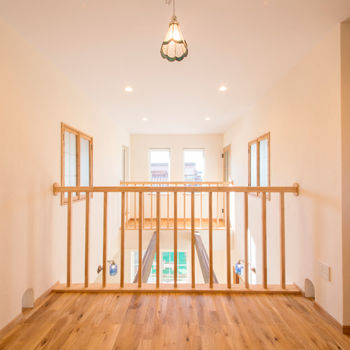 フェスティナ・レンテ 【1000万円台/4LDK/30坪台/間取り図】猫と暮らす。漆喰・自然素材が心地いいアンティークカフェのような家の建築実例画像7