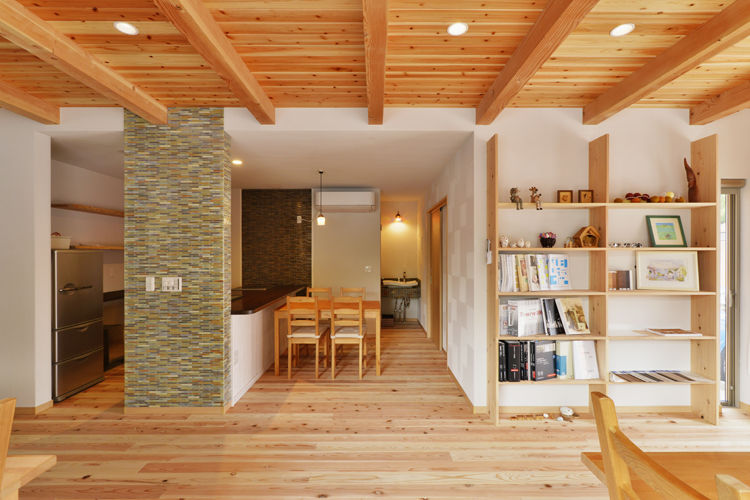 ライクスホーム 【川口市/30坪】自然素材と無垢材のブランコ、ロフト、吹抜け、勾配天井、ウッドデッキ等こだわった家の建築実例画像8