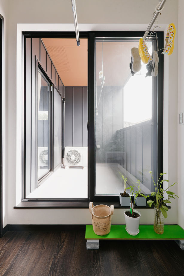 ライクスホーム 【1500万円/30.9坪/ガルバリウム】ダークトーンに映える星座のアクセント。暮らしの中に遊び心をの建築実例画像7