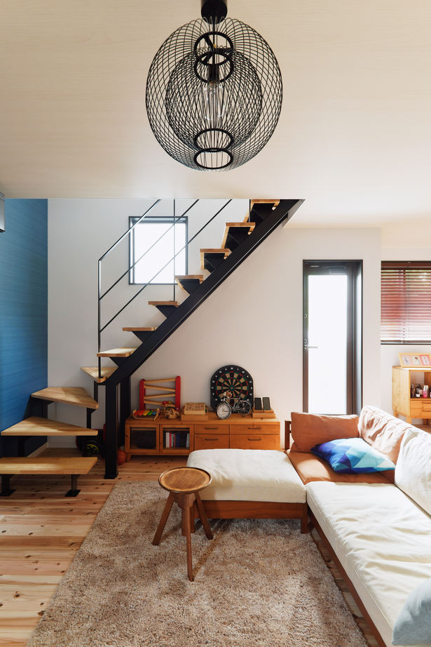 ライクスホーム 【1500～1999万円/敷地22.6坪/３階建て】周辺のグリーンを巧みに取り込む。四季の変化を愉しみながら暮らすの建築実例画像3