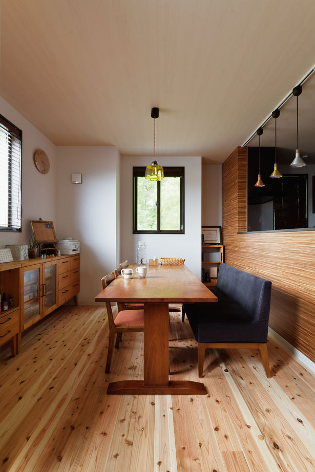 ライクスホーム 【1500～1999万円/敷地22.6坪/３階建て】周辺のグリーンを巧みに取り込む。四季の変化を愉しみながら暮らすの建築実例画像4