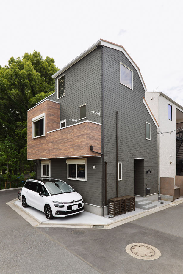 ライクスホーム 【1500～1999万円/敷地22.6坪/３階建て】周辺のグリーンを巧みに取り込む。四季の変化を愉しみながら暮らすの建築実例画像5