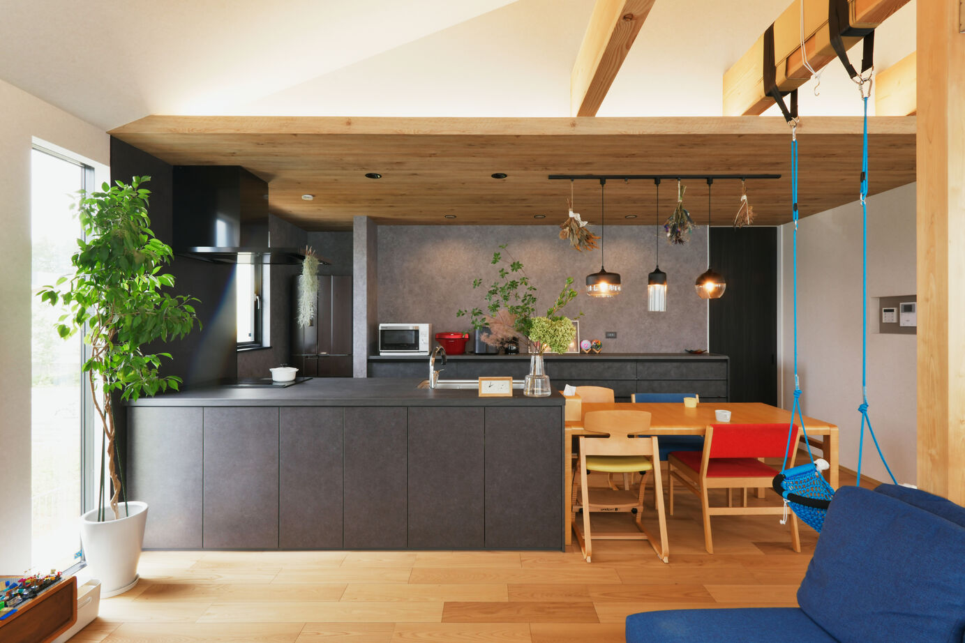 ライクスホーム 【1500～1999万円/２階リビング】こだわりのデザインキッチンから望む眺望が、暮らしに彩りを添えるの建築実例画像3