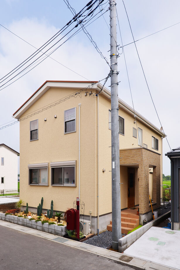 ライクスホーム 【1500万円/34坪/地元の無垢材/間取り図有】「建築のプロ」のお眼鏡に適う、腕利きの職人と建てた家の建築実例画像9