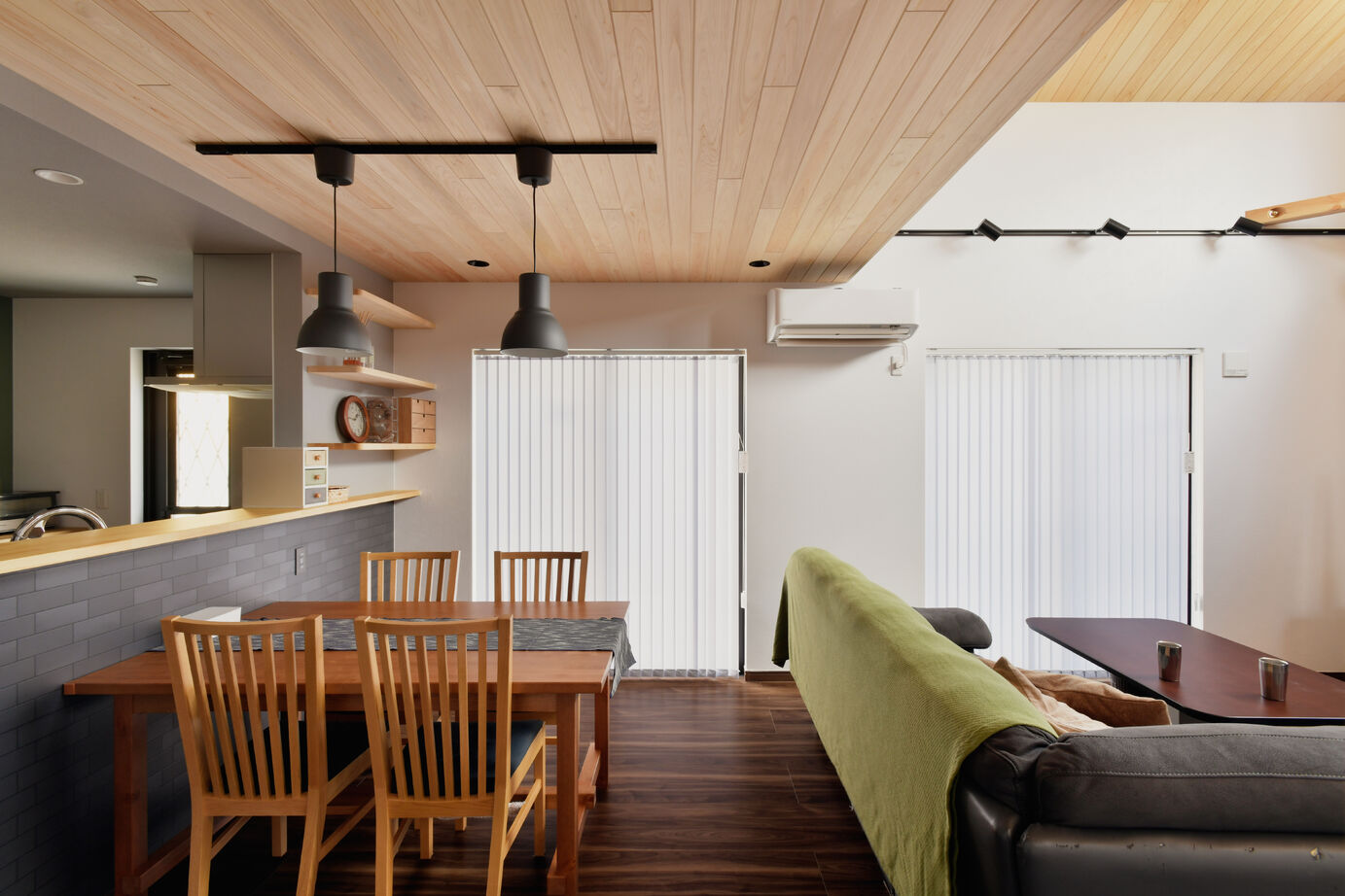 ライクスホーム 【1500万円/34坪/スキップフロア/間取り図有】２ＷＡＹ＆大きな床下収納が楽しい、自然素材の住まいの建築実例画像7