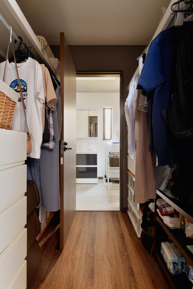 ライクスホーム 【1500万円/34坪/スキップフロア/間取り図有】２ＷＡＹ＆大きな床下収納が楽しい、自然素材の住まいの建築実例画像8