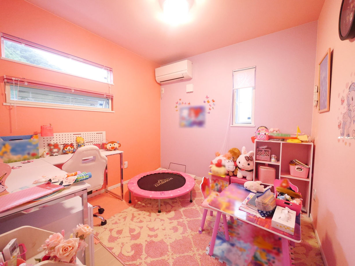 タナカホームズ 【～1499万円／間取図有／スピーカー付ライト】大好きなピンクで染めた自由設計の家の建築実例画像6