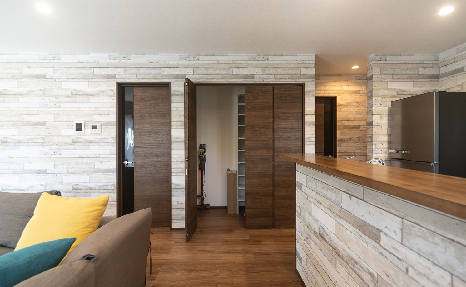 タナカホームズ 【間取り図有／1000万円台前半／平屋2LDK／ガレージ】趣味を楽しみ人生を謳歌するガレージハウスの建築実例画像8