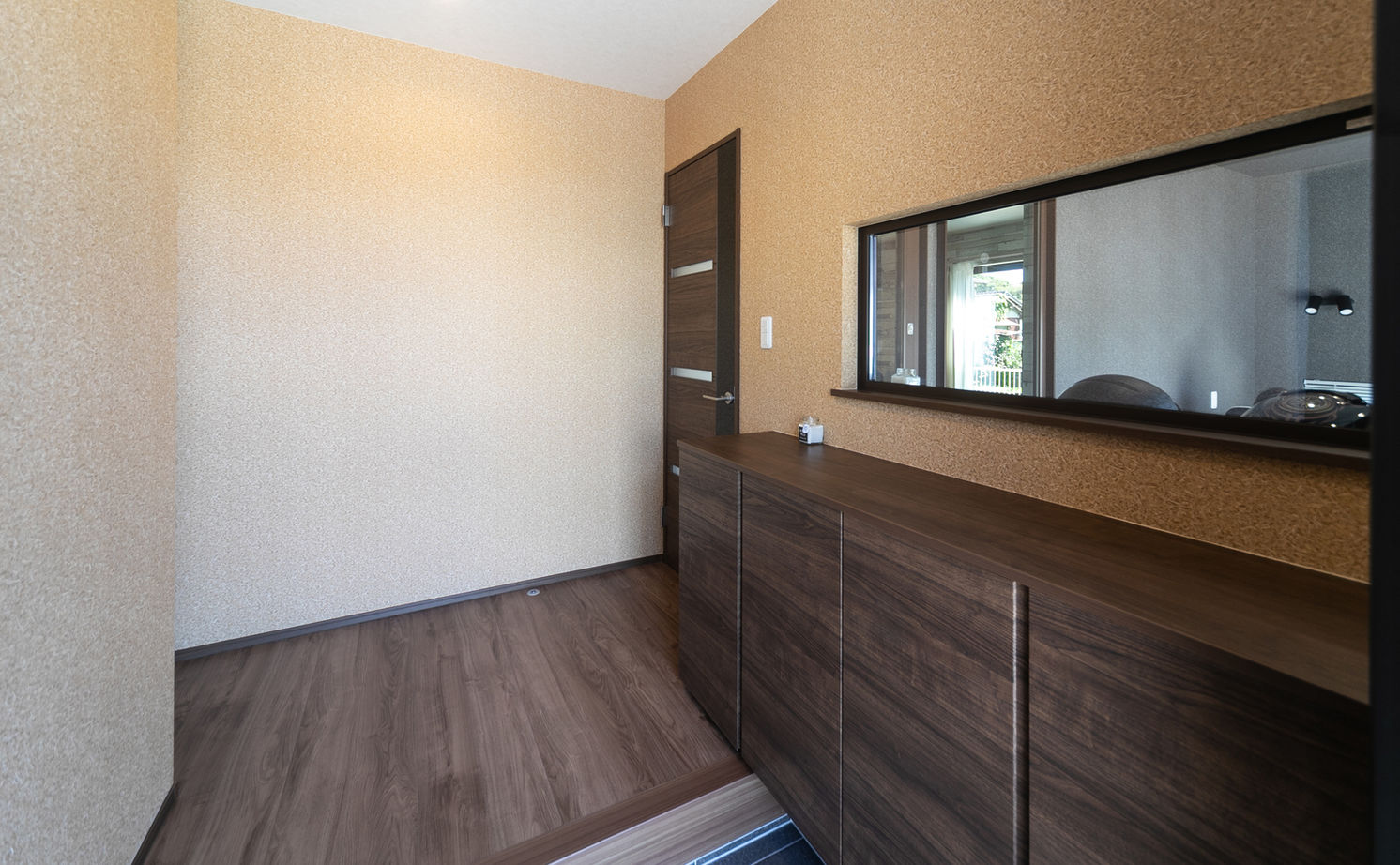 タナカホームズ 【間取り図有／1000万円台前半／平屋2LDK／ガレージ】趣味を楽しみ人生を謳歌するガレージハウスの建築実例画像10