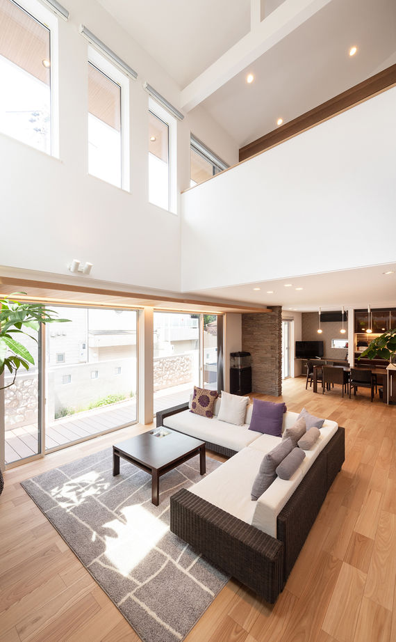 小林住宅 【大阪府/大開口リビング/ファミリーライブラリー/間取り】冬も半袖で過ごせる一年中春のように快適な家の建築実例画像3