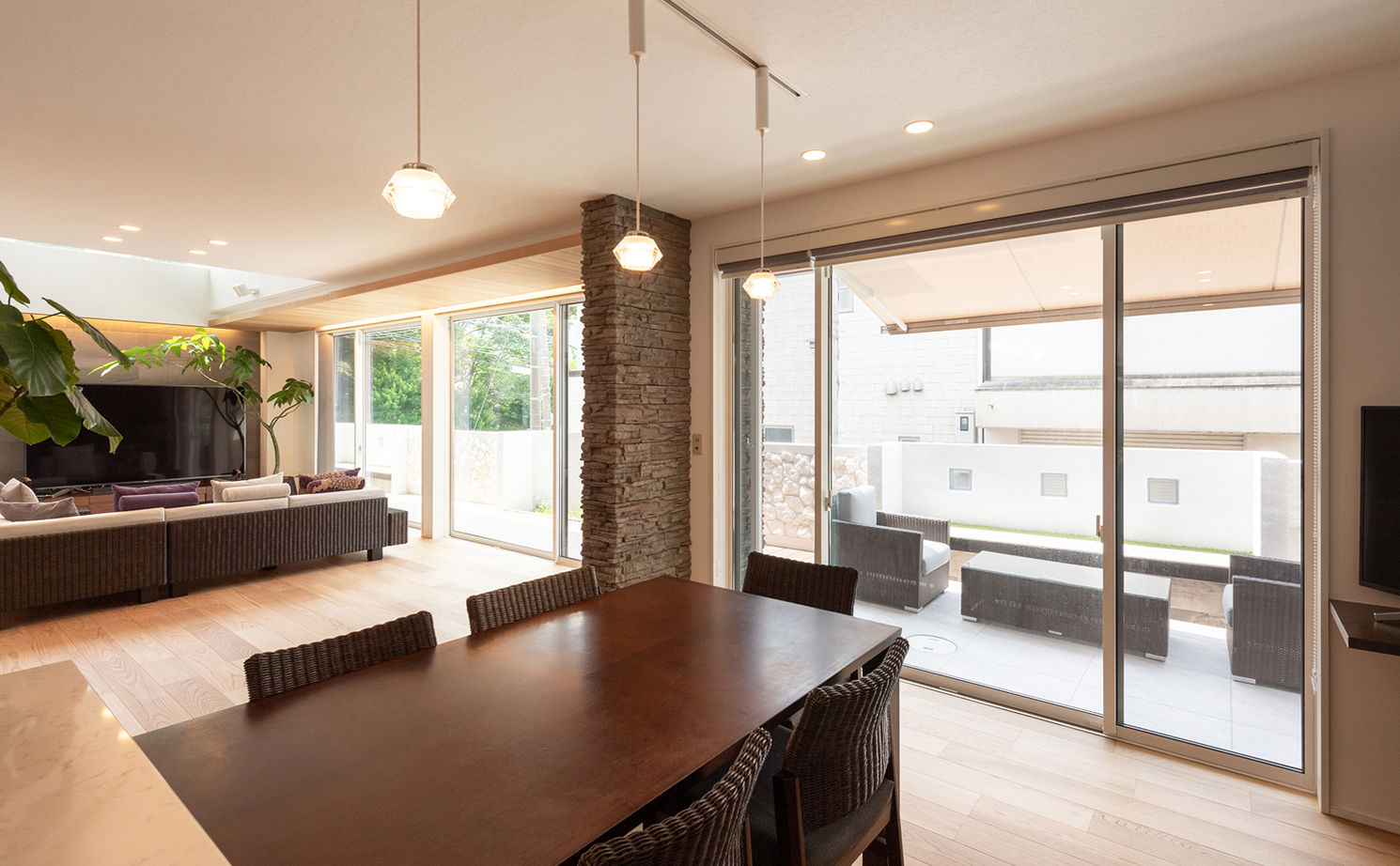 小林住宅 【大阪府/大開口リビング/ファミリーライブラリー/間取り】冬も半袖で過ごせる一年中春のように快適な家の建築実例画像5