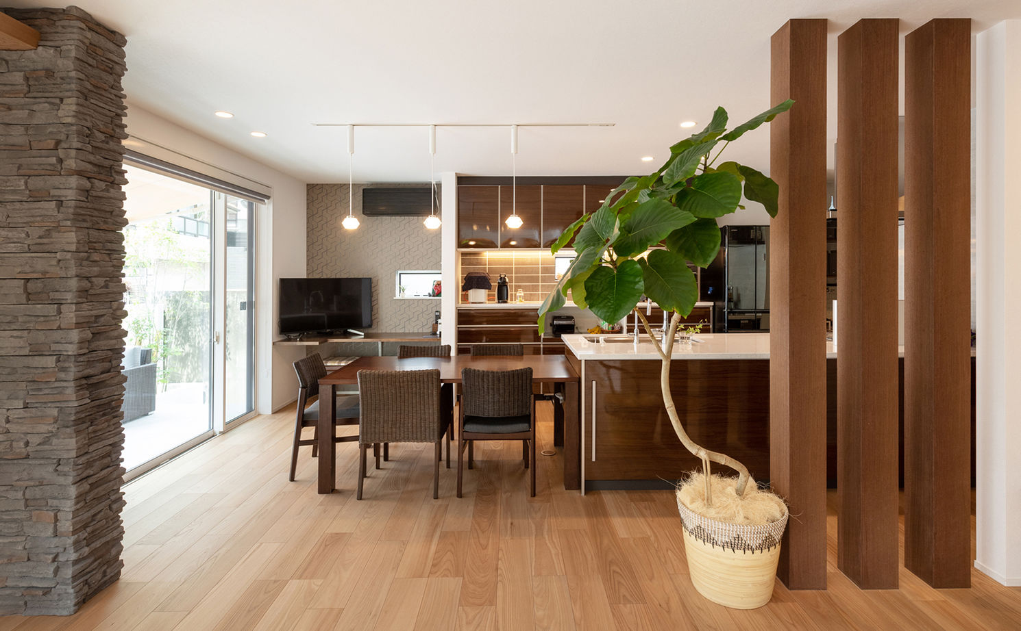 小林住宅 【大阪府/大開口リビング/ファミリーライブラリー/間取り】冬も半袖で過ごせる一年中春のように快適な家の建築実例画像7