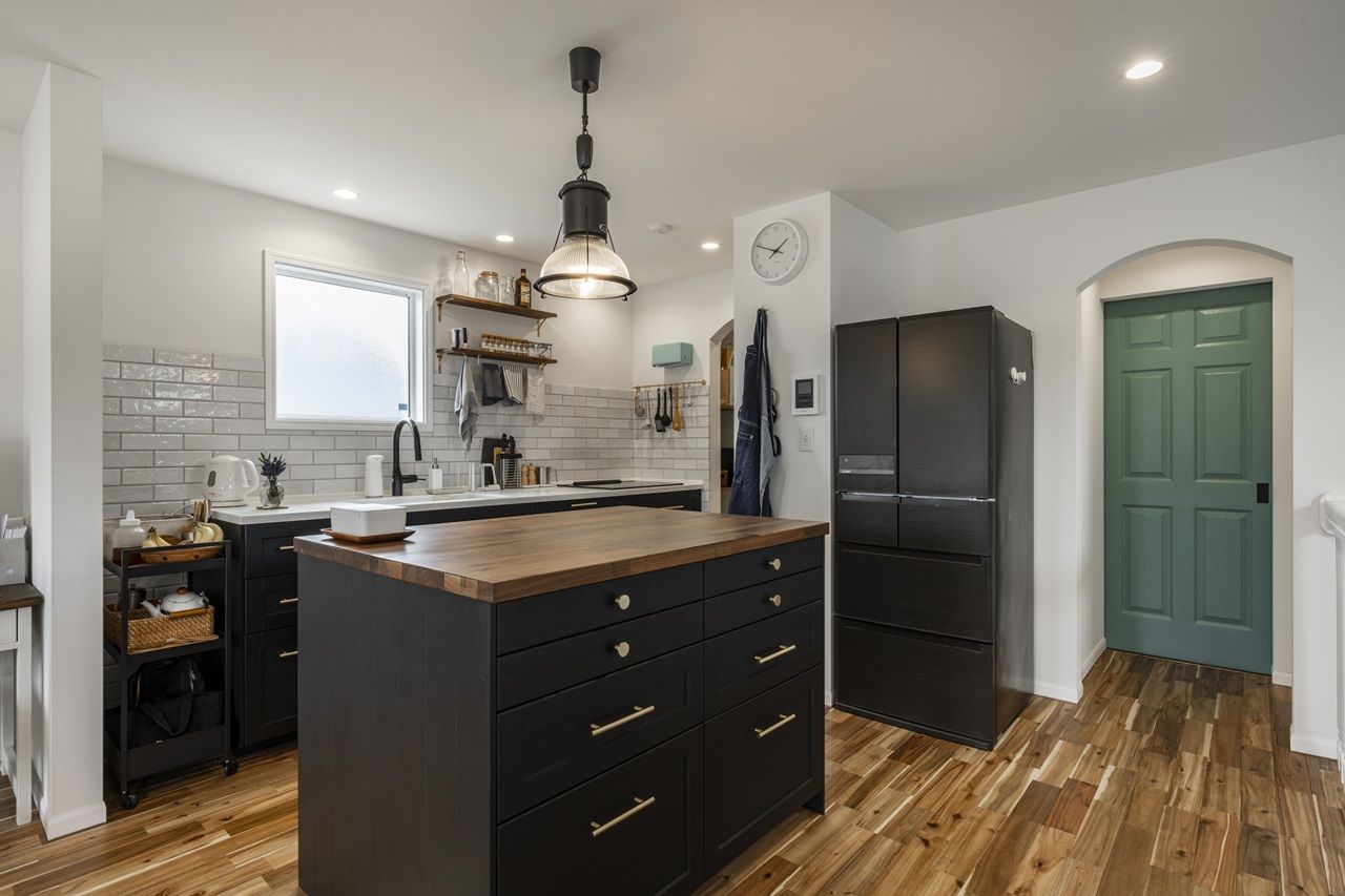 田辺工務店　一級建築士事務所 【藤沢市/4LDK/2階リビング】気分はまるで西海岸。好みをとことん追求したアメリカンスタイルの住まいの建築実例画像4