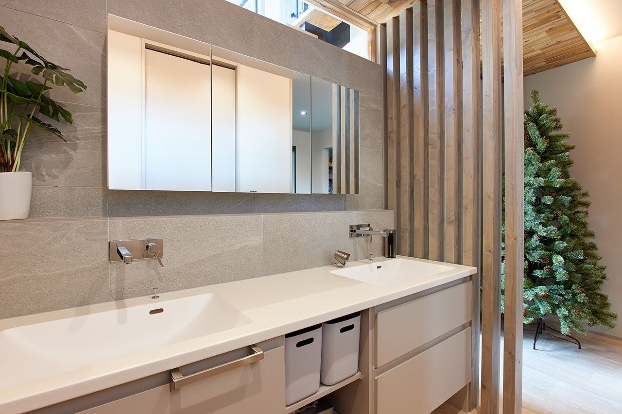 田辺工務店　一級建築士事務所 【藤沢市/3LDK/吹抜け】テラスと吹抜けが生み出す開放感。断熱性能にもこだわった住まいの建築実例画像6