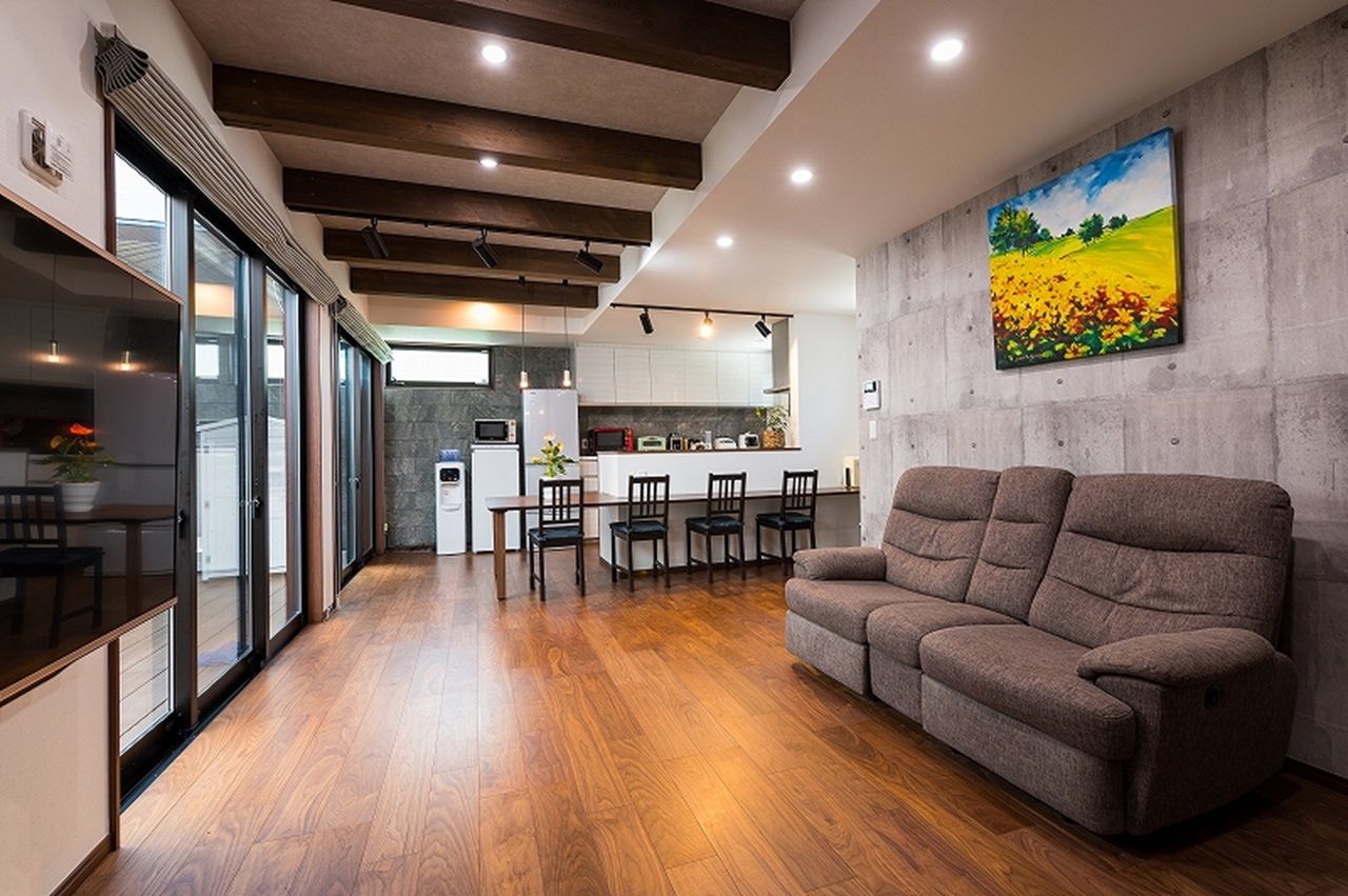 田辺工務店　一級建築士事務所 【茅ヶ崎市/2LDK＋3LDK/二世帯】フロアと家族をつなぐ螺旋階段が中心の住まいの建築実例画像6