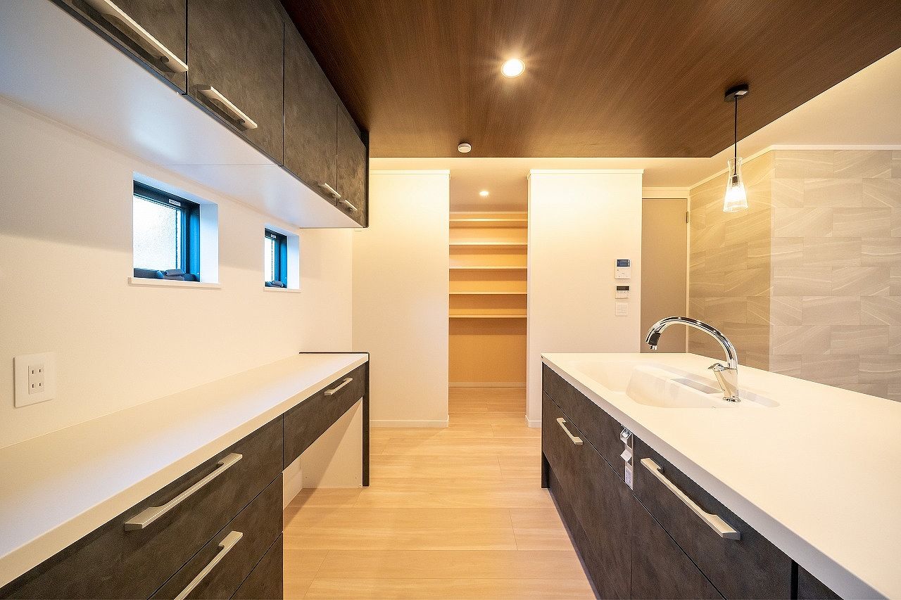 大成住宅 【ホテルライク/屋上/収納充実/間取り図有】普段の生活を大切にしつつ仕事に集中できる書斎のある家の建築実例画像4