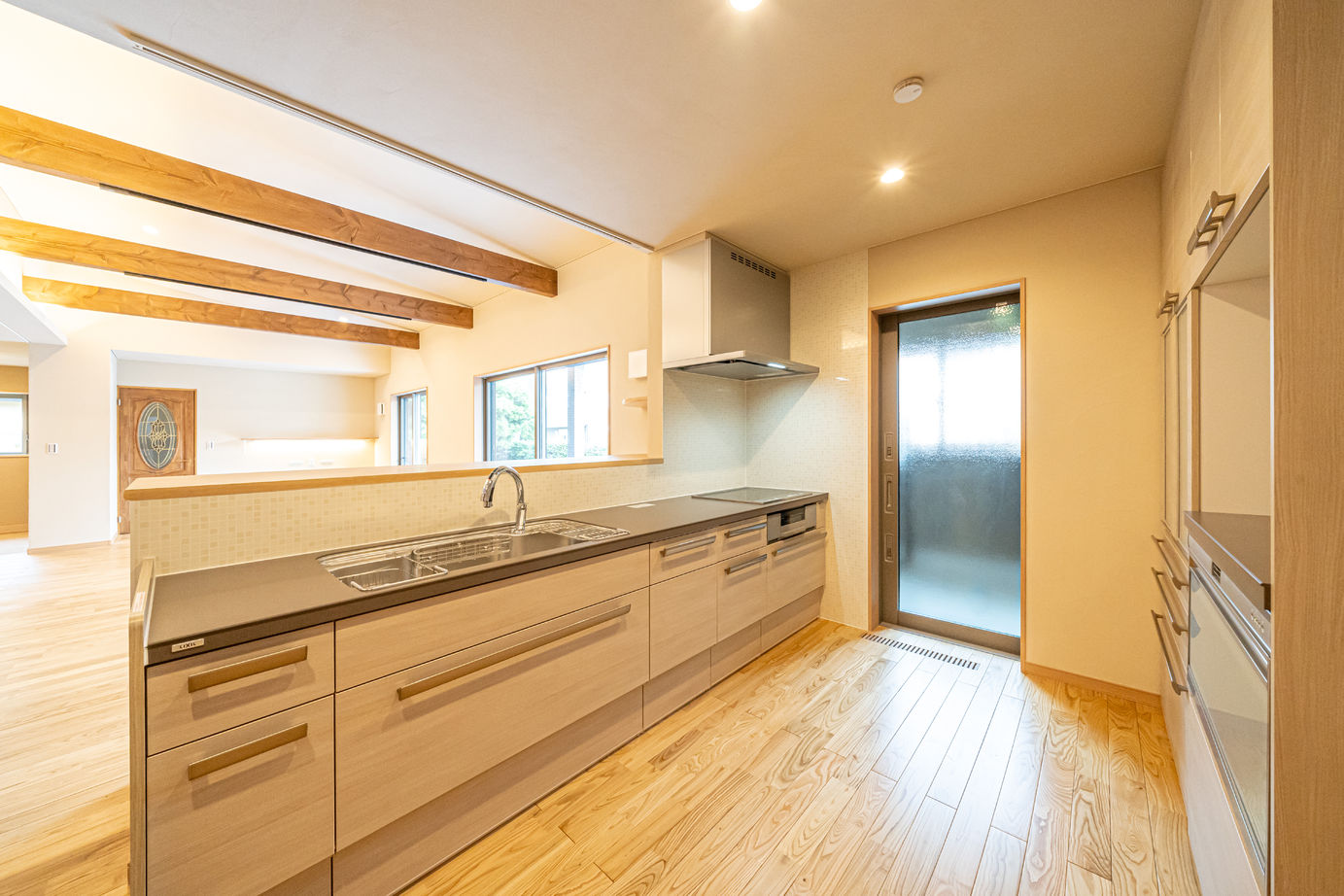 大成住宅 【3LDK+S/畳コーナー付き/全館空調/間取り図有】セカンドライフを楽しむ土間キッチンのある家の建築実例画像2