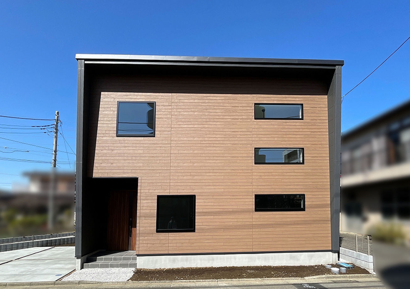 大成住宅 【2200万円/3LDK+S/間取り図有】爽やかな風と心地よい光が差し込むカフェ×インダストリアル風の家の建築実例画像1