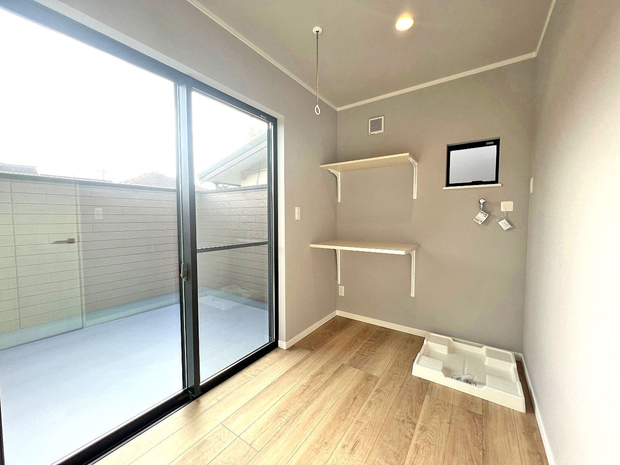 大成住宅 【SLDK/SIC/WIC/書斎/ランドリースペース/間取り図有】家事楽アイディアが詰まった北欧モダンな家の建築実例画像4