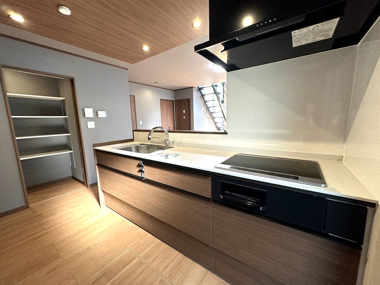 大成住宅 【3LDK/吹抜け/大容量収納/敷地約41坪/間取り図有】クールなブルックリンスタイルの建築実例画像5