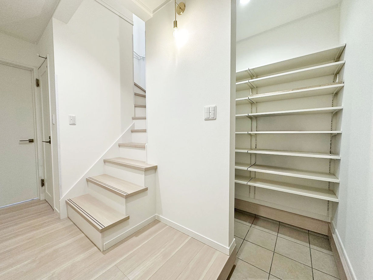 大成住宅 【3LDK/大容量収納/敷地約33坪/間取り図有】2階に水廻りを集約した上下移動なしの家事ラク設計の建築実例画像2