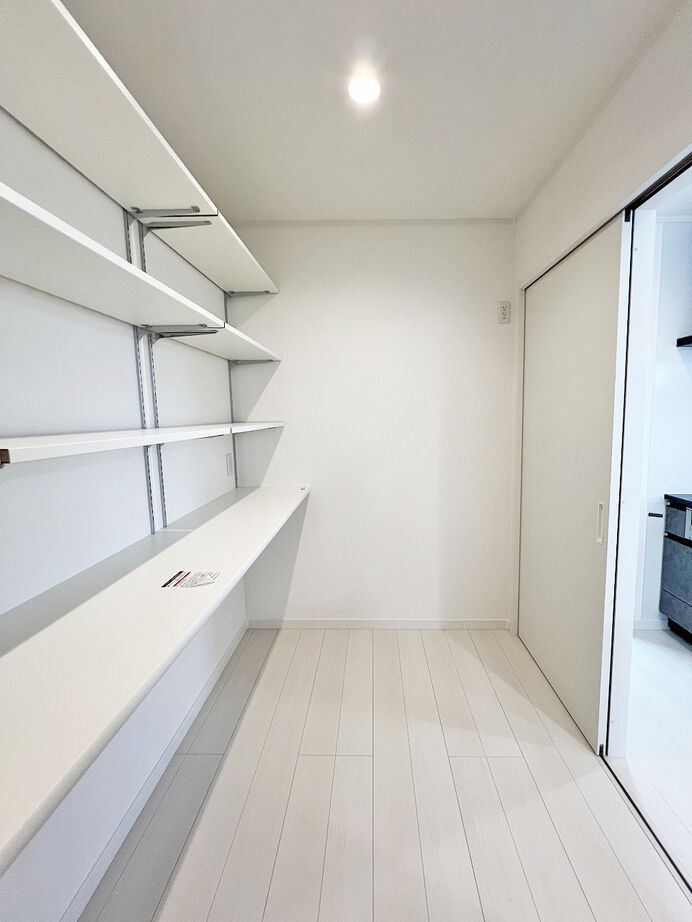 大成住宅 【1LDK＋2S+WIC＋小屋裏収納/間取り図有】収納力の高い26坪のコンパクトなお住まいの建築実例画像3