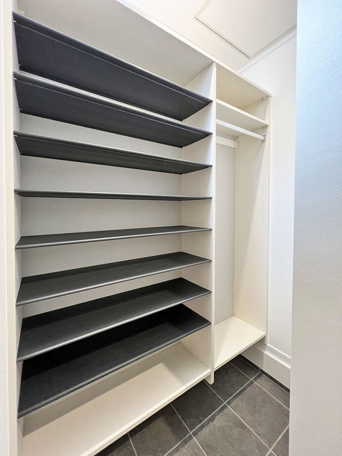 大成住宅 【1LDK＋2S+WIC＋小屋裏収納/間取り図有】収納力の高い26坪のコンパクトなお住まいの建築実例画像10