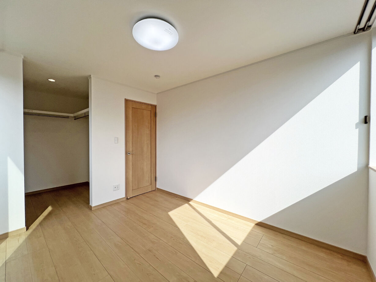 大成住宅 【4LDK/SIC/書斎/ガレージ/間取り図有】共働き夫婦が選んだ、働きながら・育てながら・楽しむ家の建築実例画像9