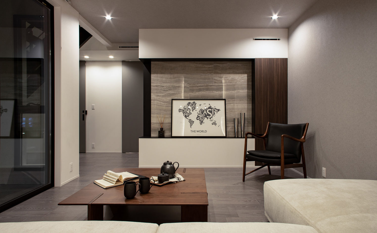 栃木ハウス テラスからの陽光を室内に取り込む「プライベートテラス」で内と外をつなぐ開放感のある住まいの建築実例画像2