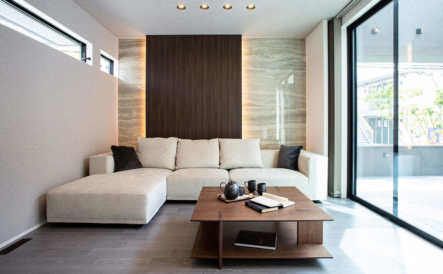 栃木ハウス テラスからの陽光を室内に取り込む「プライベートテラス」で内と外をつなぐ開放感のある住まいの建築実例画像5