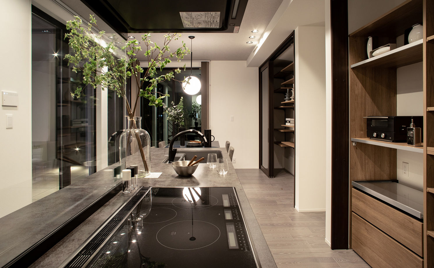 栃木ハウス テラスからの陽光を室内に取り込む「プライベートテラス」で内と外をつなぐ開放感のある住まいの建築実例画像7