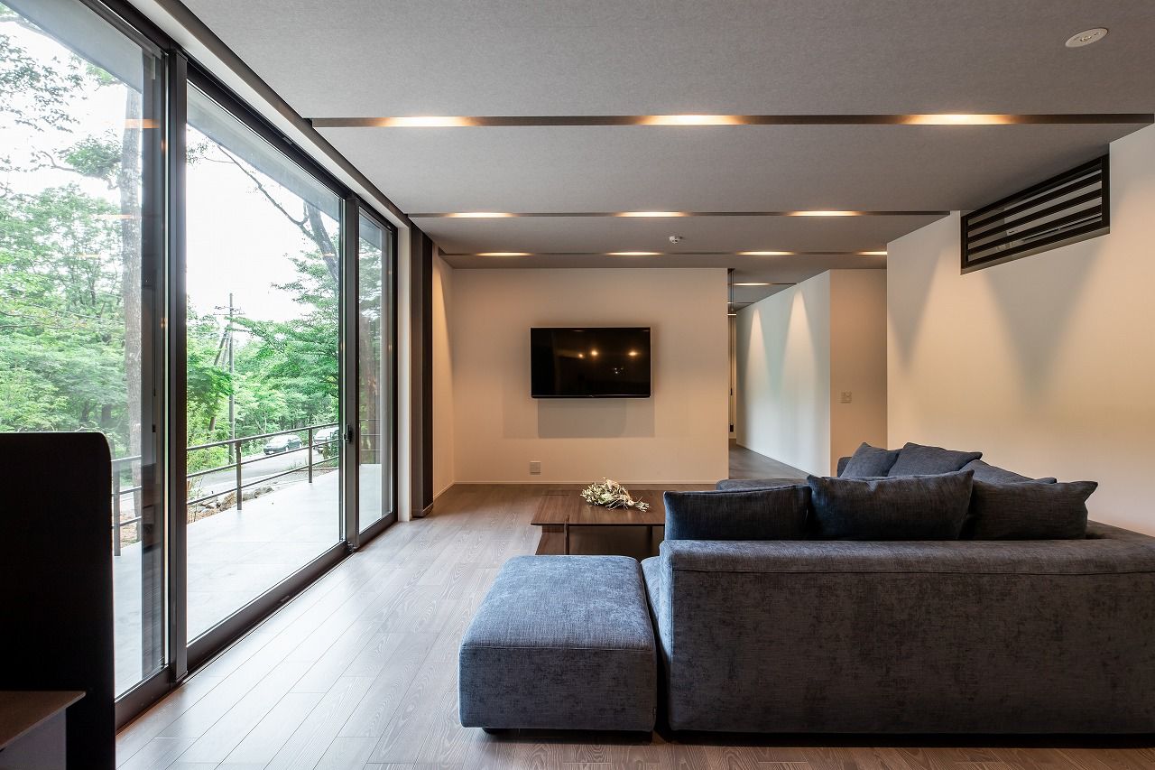 栃木ハウス 【石の家】那須の自然の中に佇む　優雅で上質な平屋の住まい＜見学可能＞の建築実例画像12