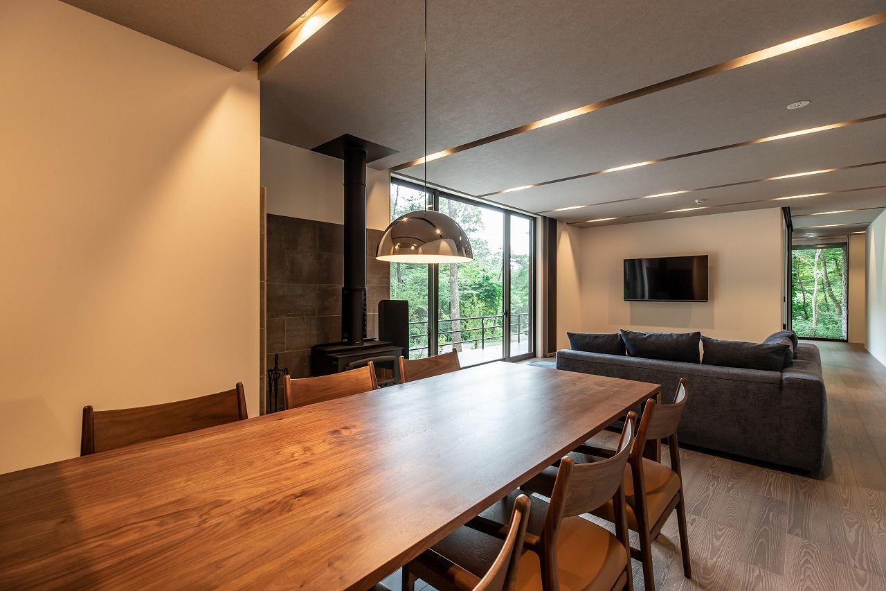 栃木ハウス 【石の家】那須の自然の中に佇む　優雅で上質な平屋の住まい＜見学可能＞の建築実例画像17